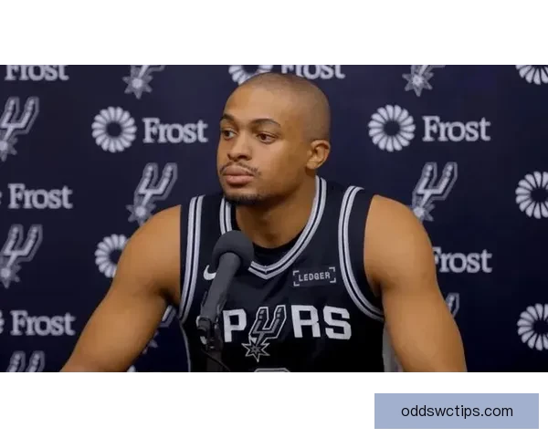 凯尔登约翰逊自称效率高助力球队斩获佳绩质疑最佳第六人称号